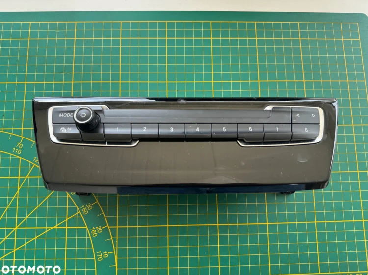 conka-PANEL-RADIA-STEROWNIK-BMW-F45-F46-9371457-07_1.jpg