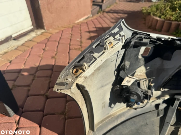 conka-ZDERZAK-PRZÓD-KOMPLETNY-FORD-FOCUS-MK3-POD-SPRYSKI_13.jpg