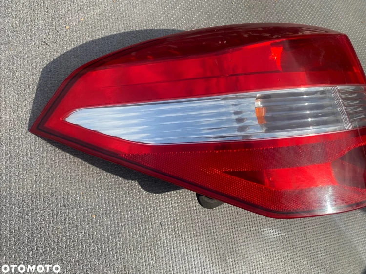 LAMPA-TYŁ-TYLNA-LEWA-RENAULT-LAGUNA-3-2.jpg